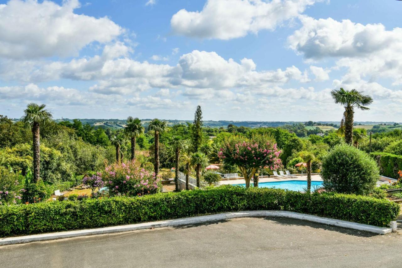 Aux Tauzins Hotel Montfort-en-Chalosse Ngoại thất bức ảnh