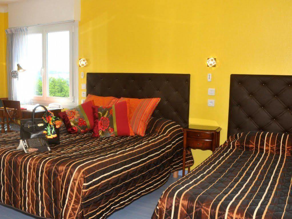 Aux Tauzins Hotel Montfort-en-Chalosse Ngoại thất bức ảnh